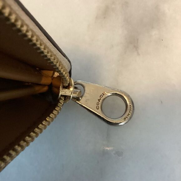 Coach Signature Continental Leather Full Zip Wallet - Picture 16 of 16